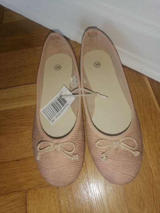Nowe Baleriny damskie/ dziewczęce rozmiar 35/36