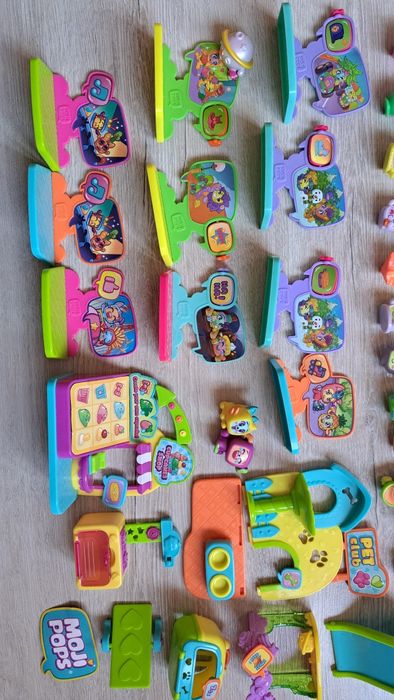 MOJI POPS Вся наша колекція (531 гривня за все на фото)