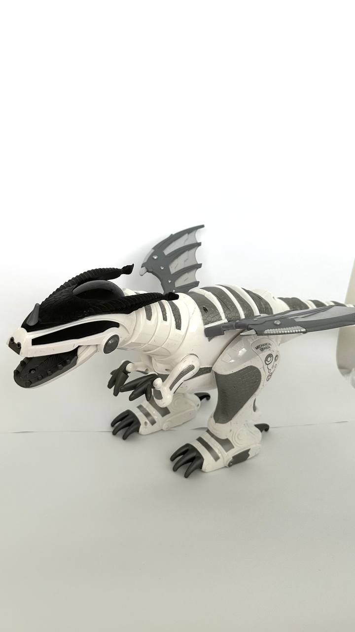 Продам интерактивного динозавра дракона на пульте