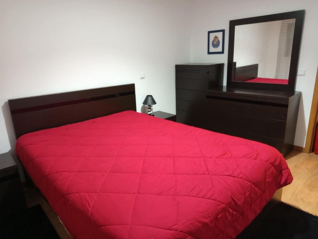 Quarto completo em bom estado