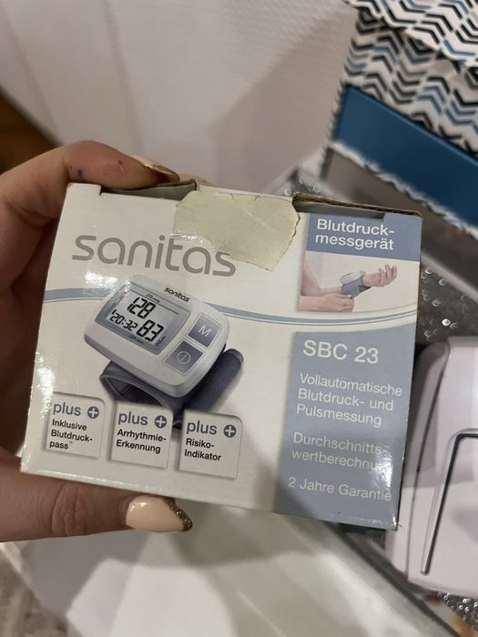 Nowy ciśnieniomierz Sanitas SBC 23 na nadgarstek