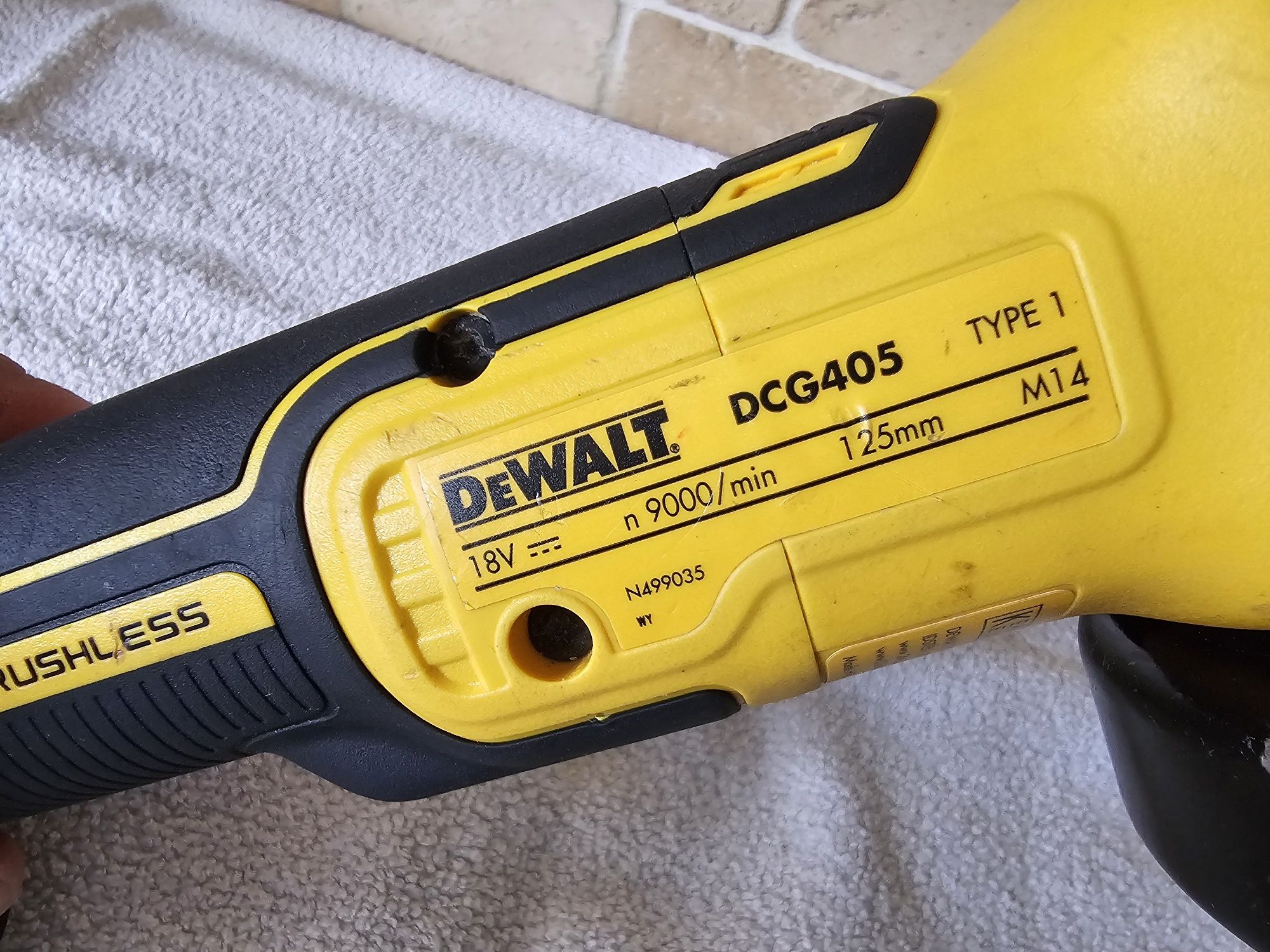 DEWALT Szlifierka kątowa akumulatorowa 125mm 18V body DCG405N