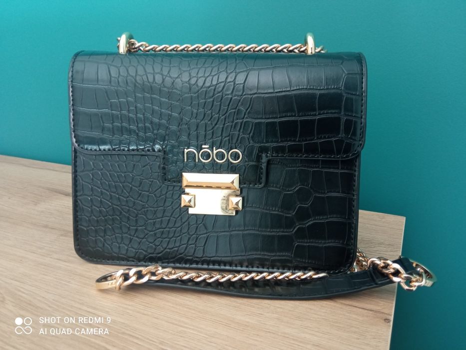 Elegancka torebka listonoszka