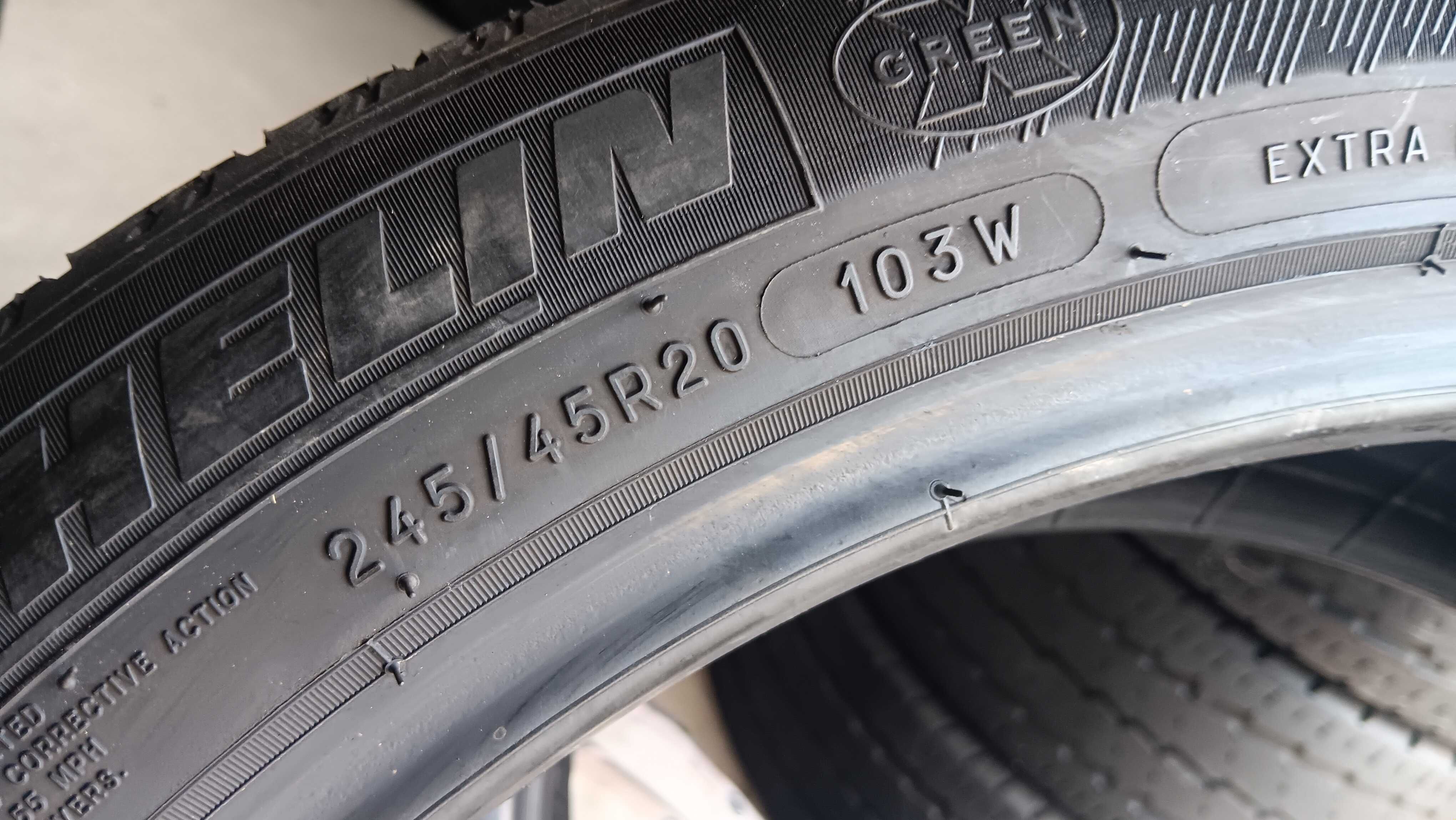 245/45/20 Michelin latitude sport 3