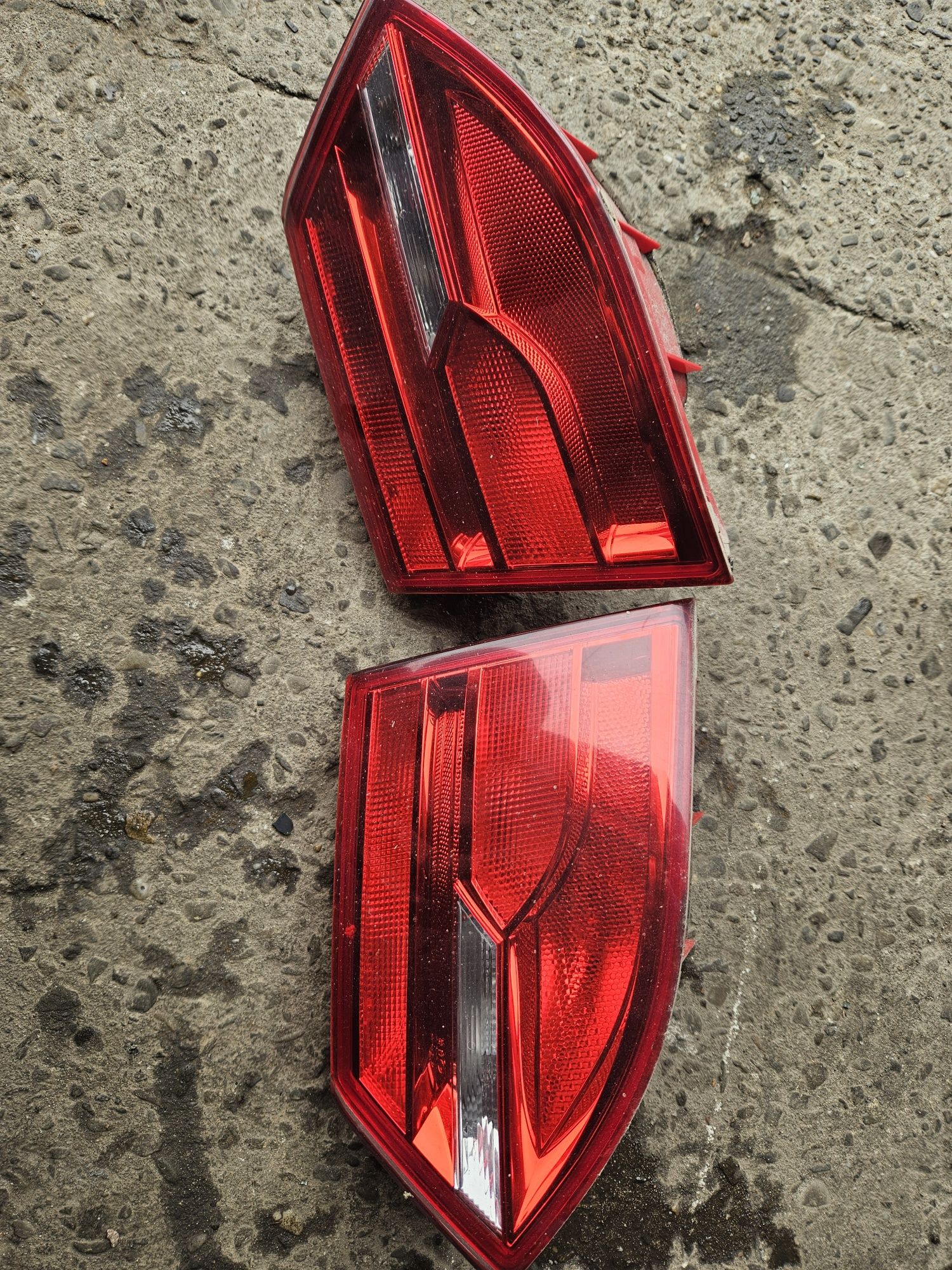 Vw Jetta lampa Tył z klapy