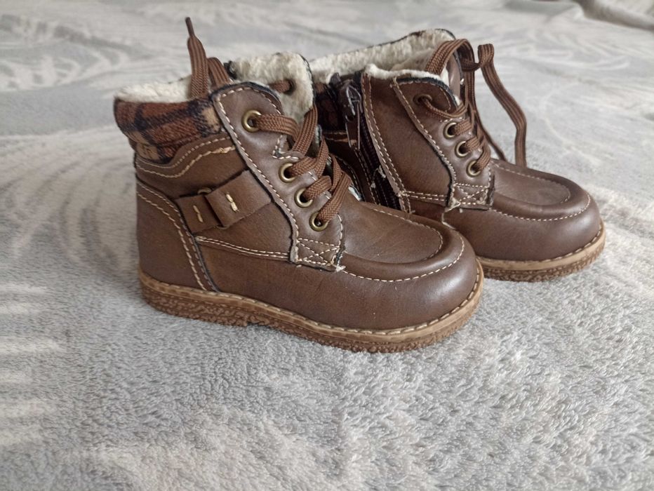 kozaki Bobbi Shoes 22