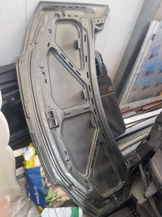 Capot Volkswagen Sharan 2009 em bom estado