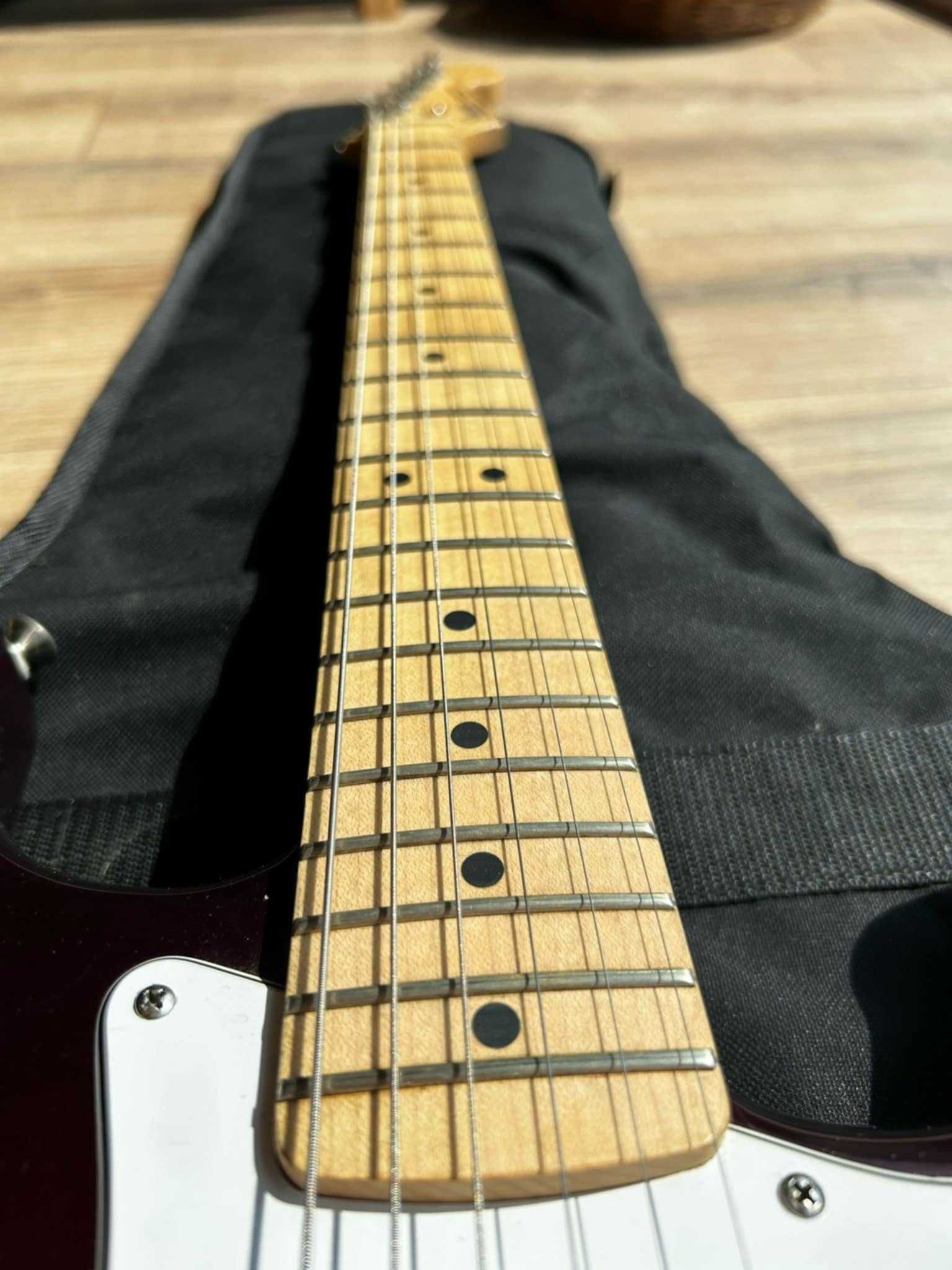 Fender Strat MIM 2008 Burgundy Jednoczęściowy Klon! Super Stan + dodat