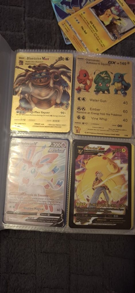 Album z kartami pokemon
