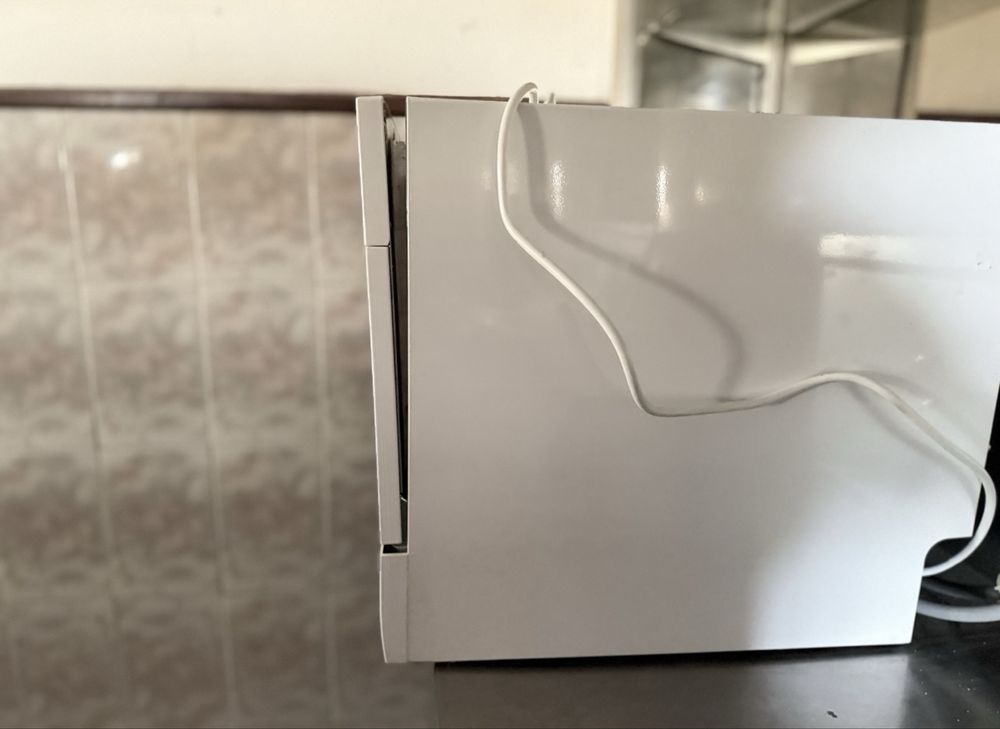 Maquina de Lavar Loiça de Bancada Confortec