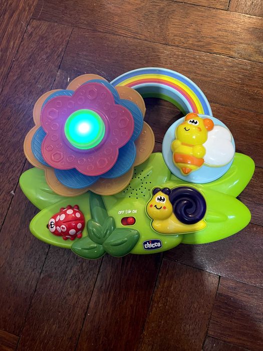 Brinquedo para Bebé