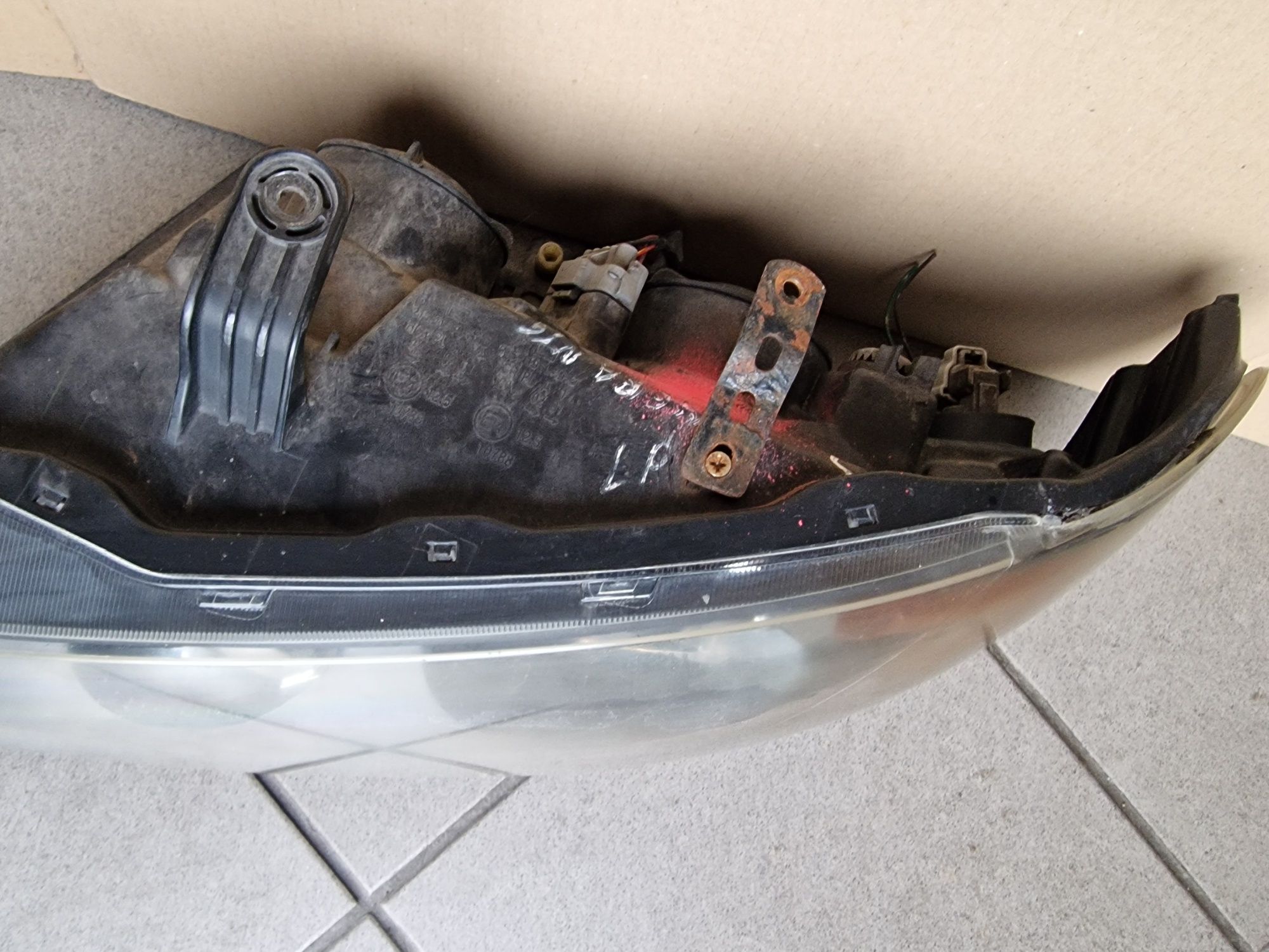 Lampy przód nissan Almera lift N16 komplet