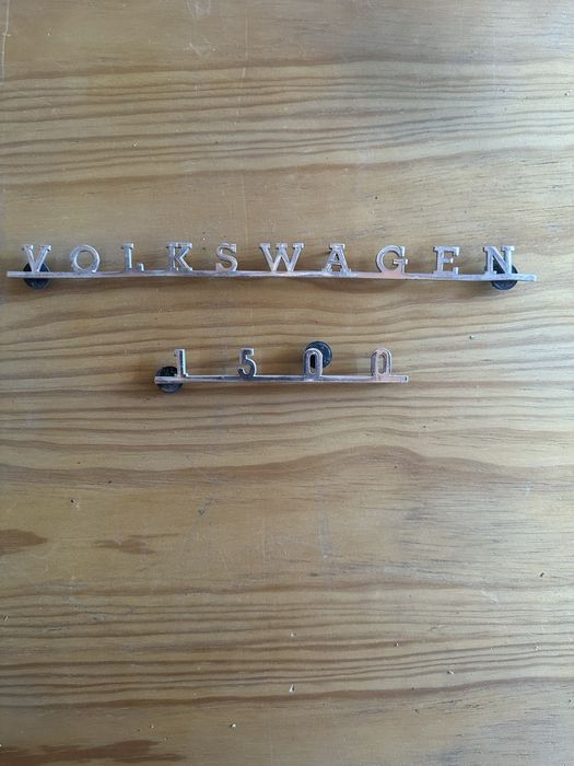 Emblema VW 1500 antigo