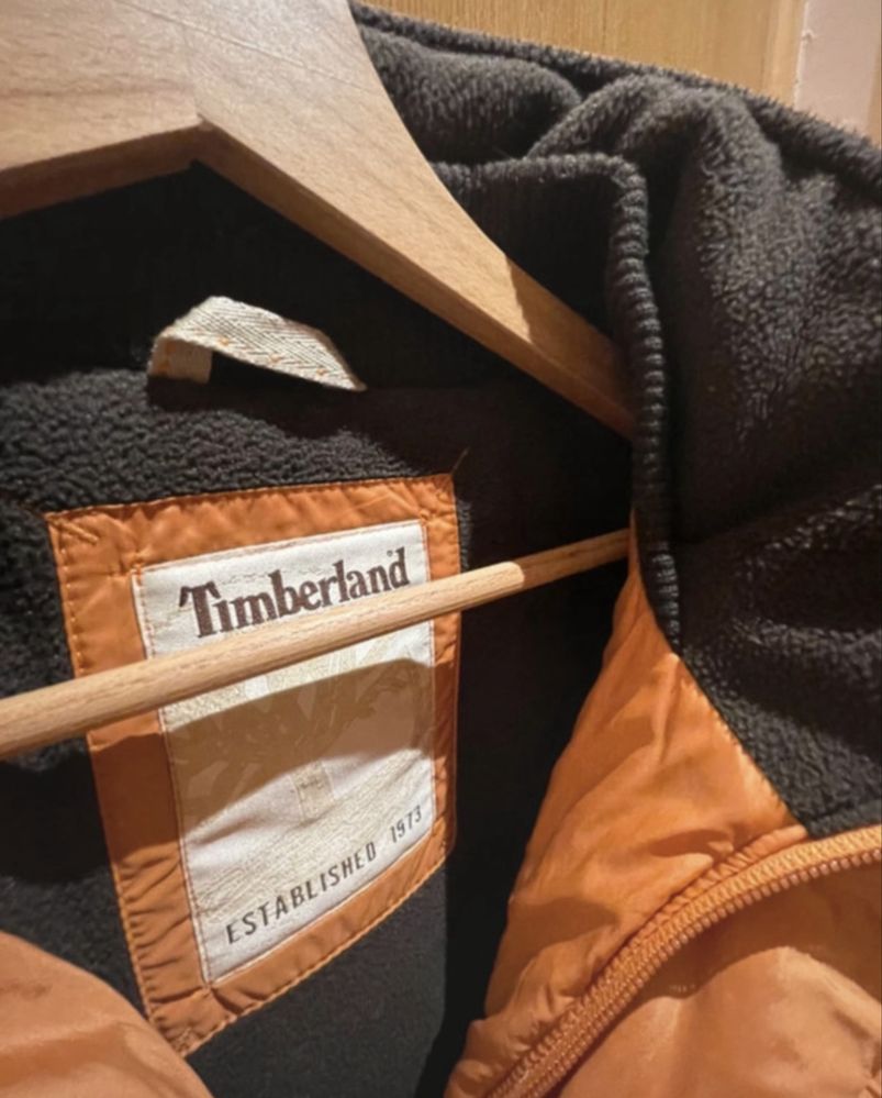 Colete laranja da Timberland