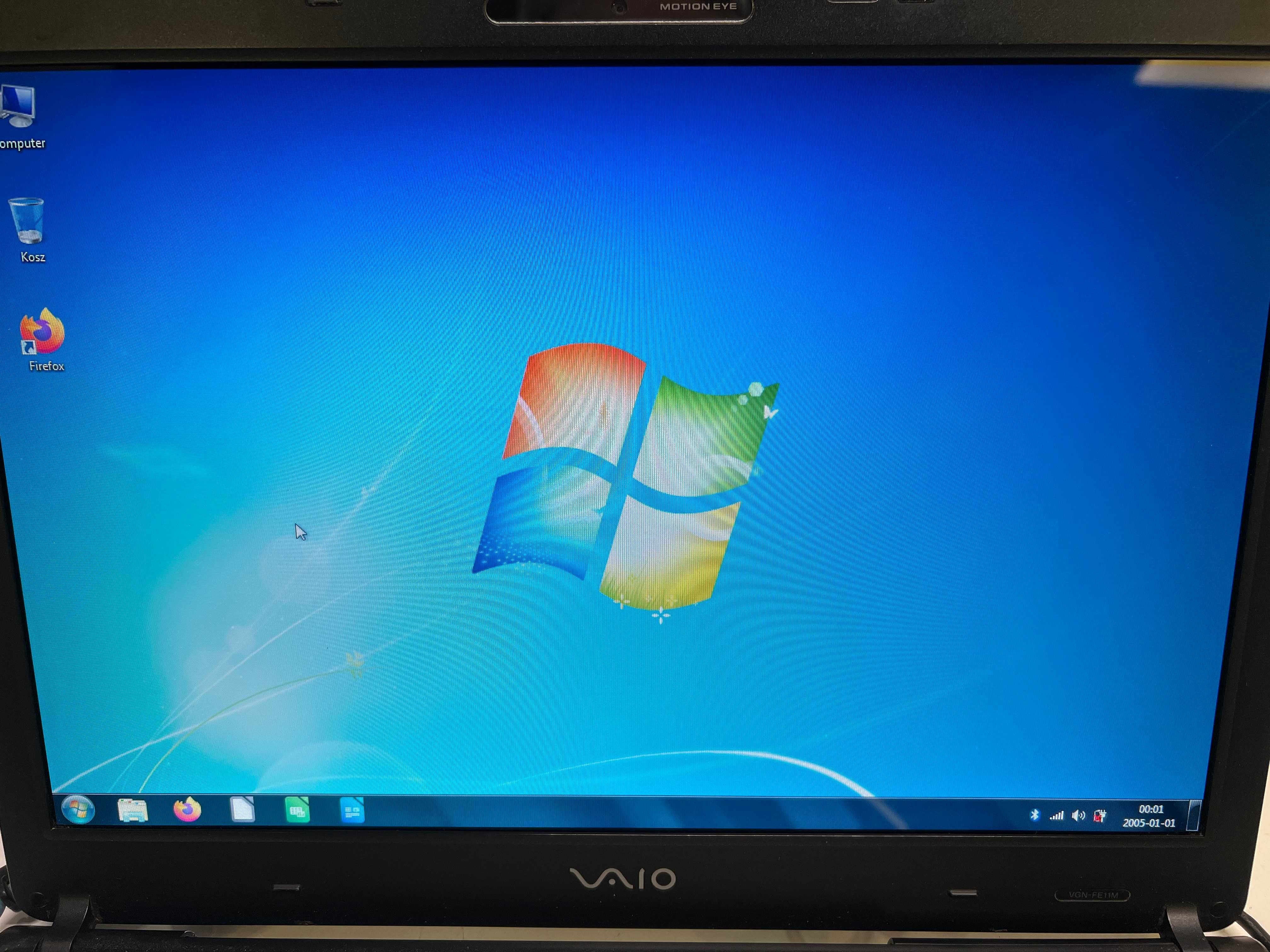 Sony VAIO VGN-FE11M - Core Duo, 4 GB RAM, 100 GB, 15", DVD, WIN7