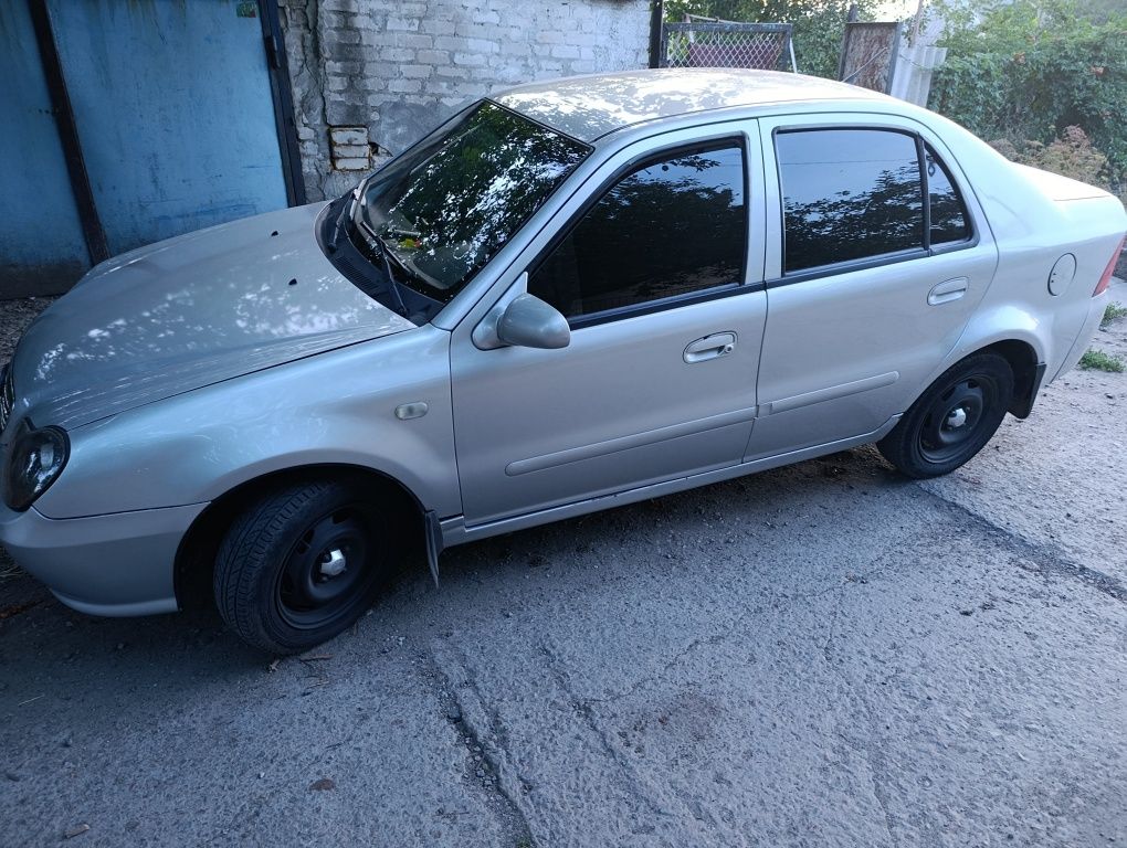 Продам дуже економне авто Geely CK-1
