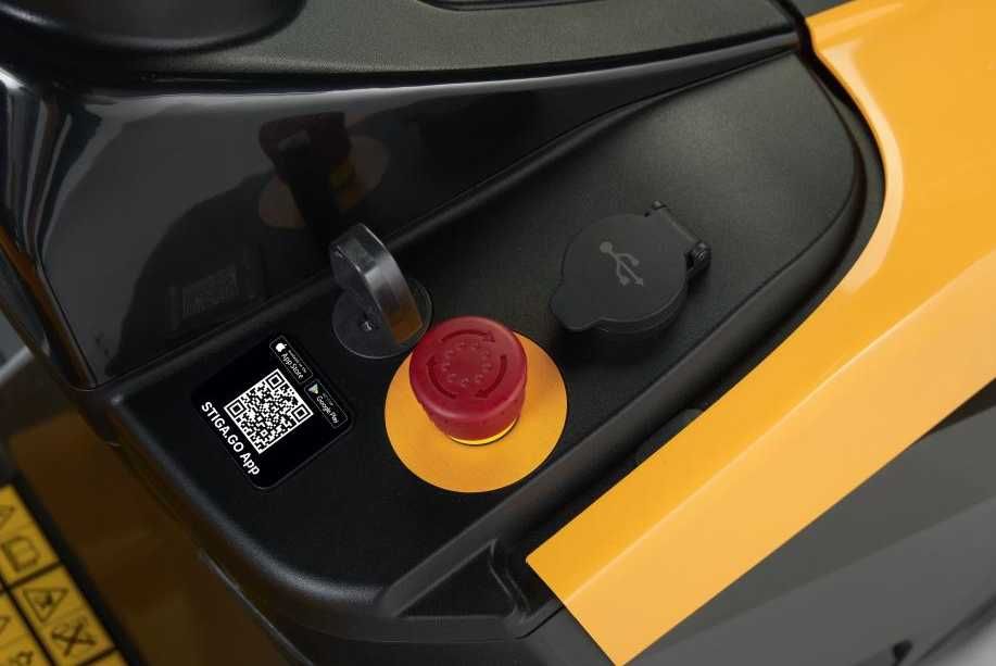 WYPRZEDAŻ Traktor Akumulatorowy STIGA  Estate 584e /40 Ah/4000 m2/240L