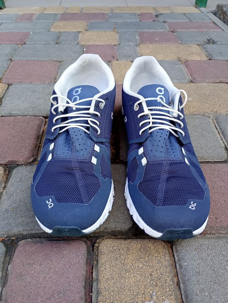 Кросівки ON Cloud Running 44 / 44,5