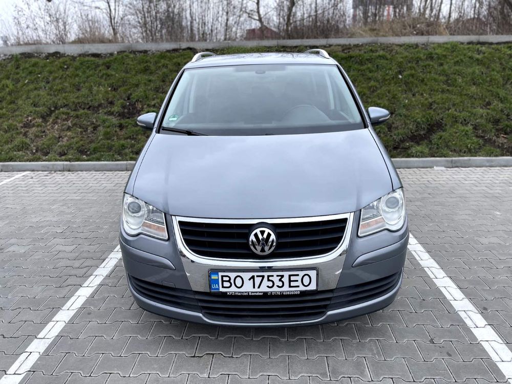 Volkswagen Touran 1.4 tsi