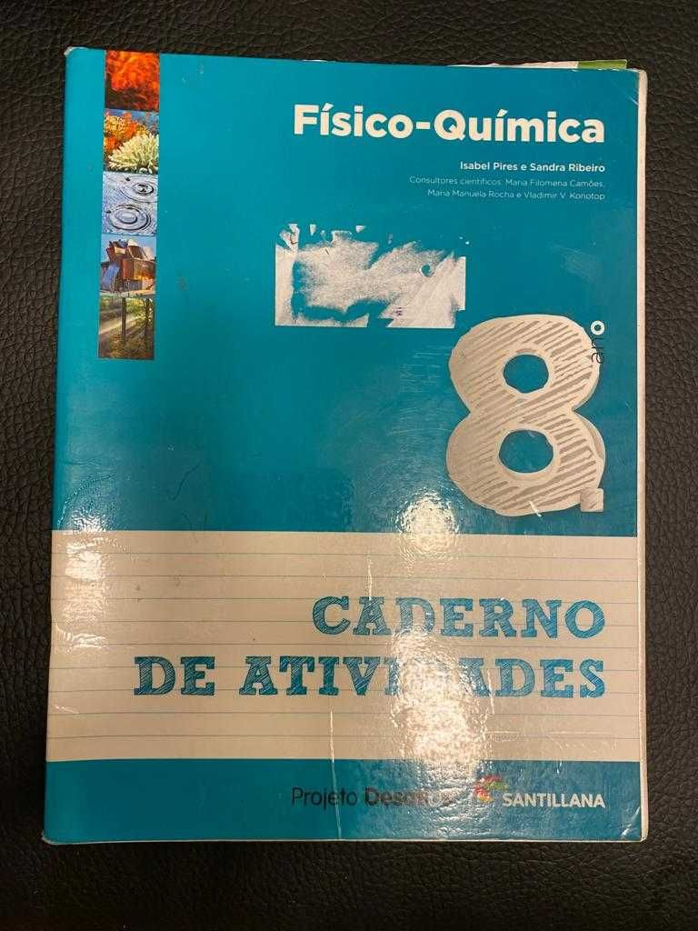 Manuais escolares e cadernos de atividades do 8° ano