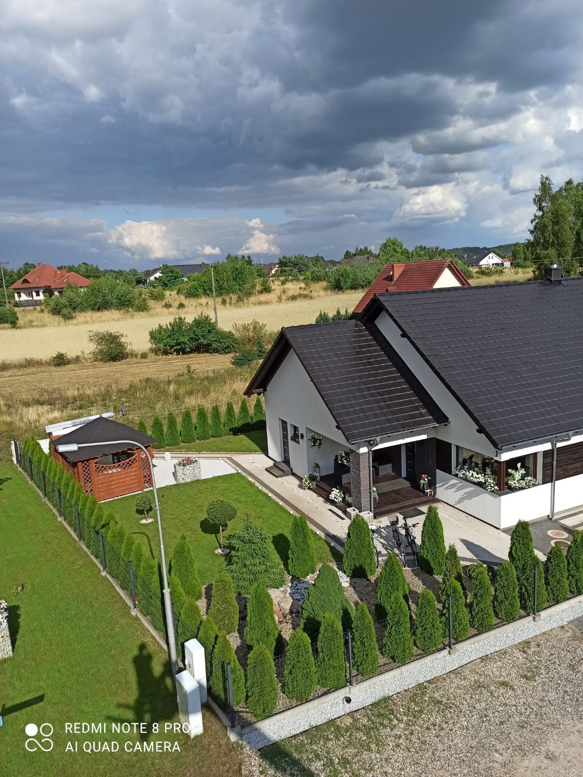 Sprzedam Dom 165 M2  sauna , jakuzji działka 1000 m blisko jeziora