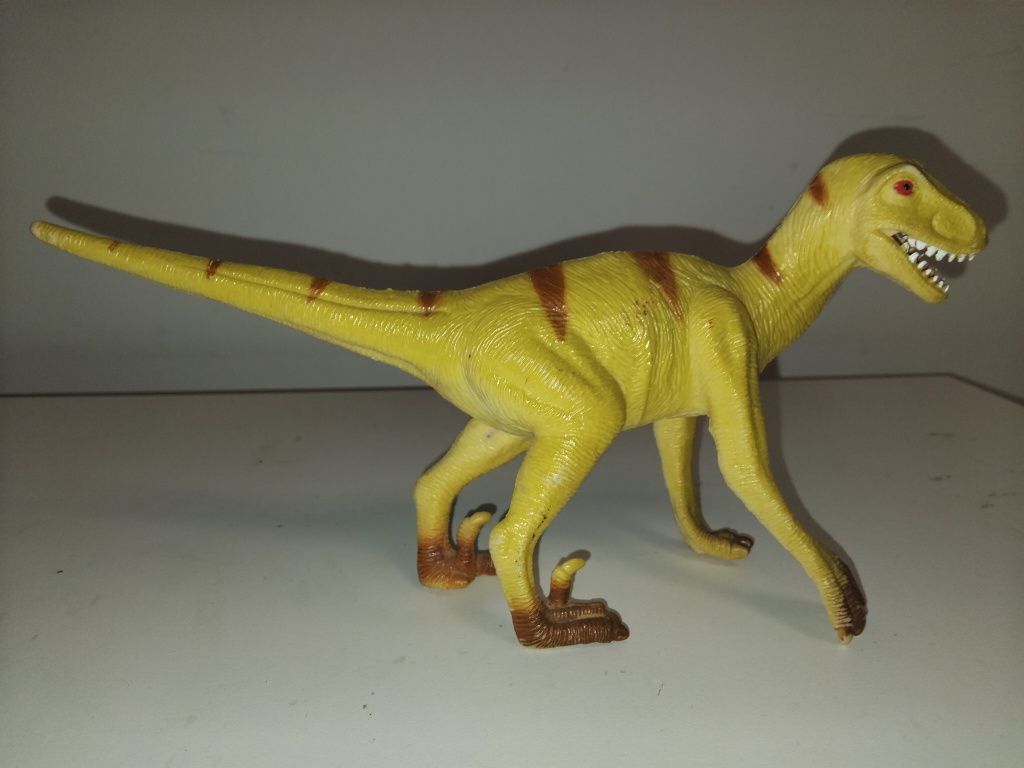 Figurki dinozaurów 6 szt