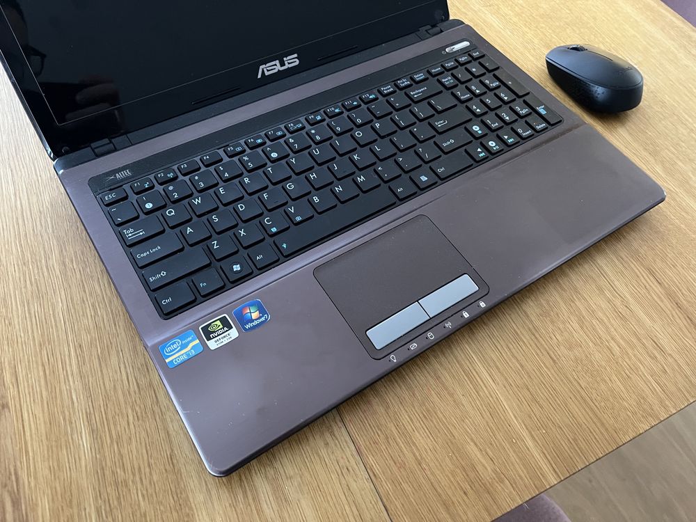Laptop ASUS X53S i3 SSD stan bardzo dobry 15,6”