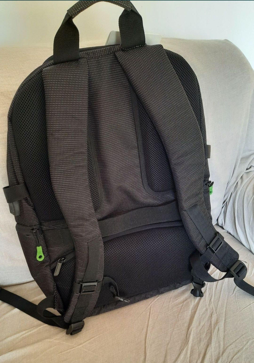 Mochila GOODIS para portátil NOVA