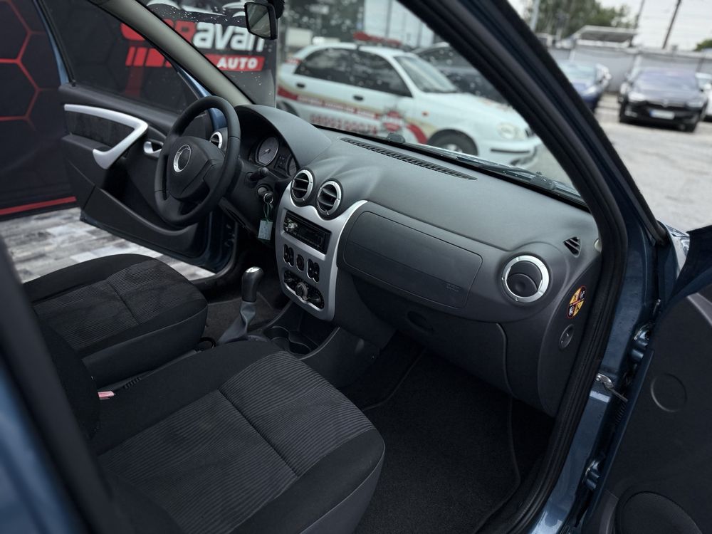 Dacia Sandero 1.4 бензин пригнана из Швейцарии