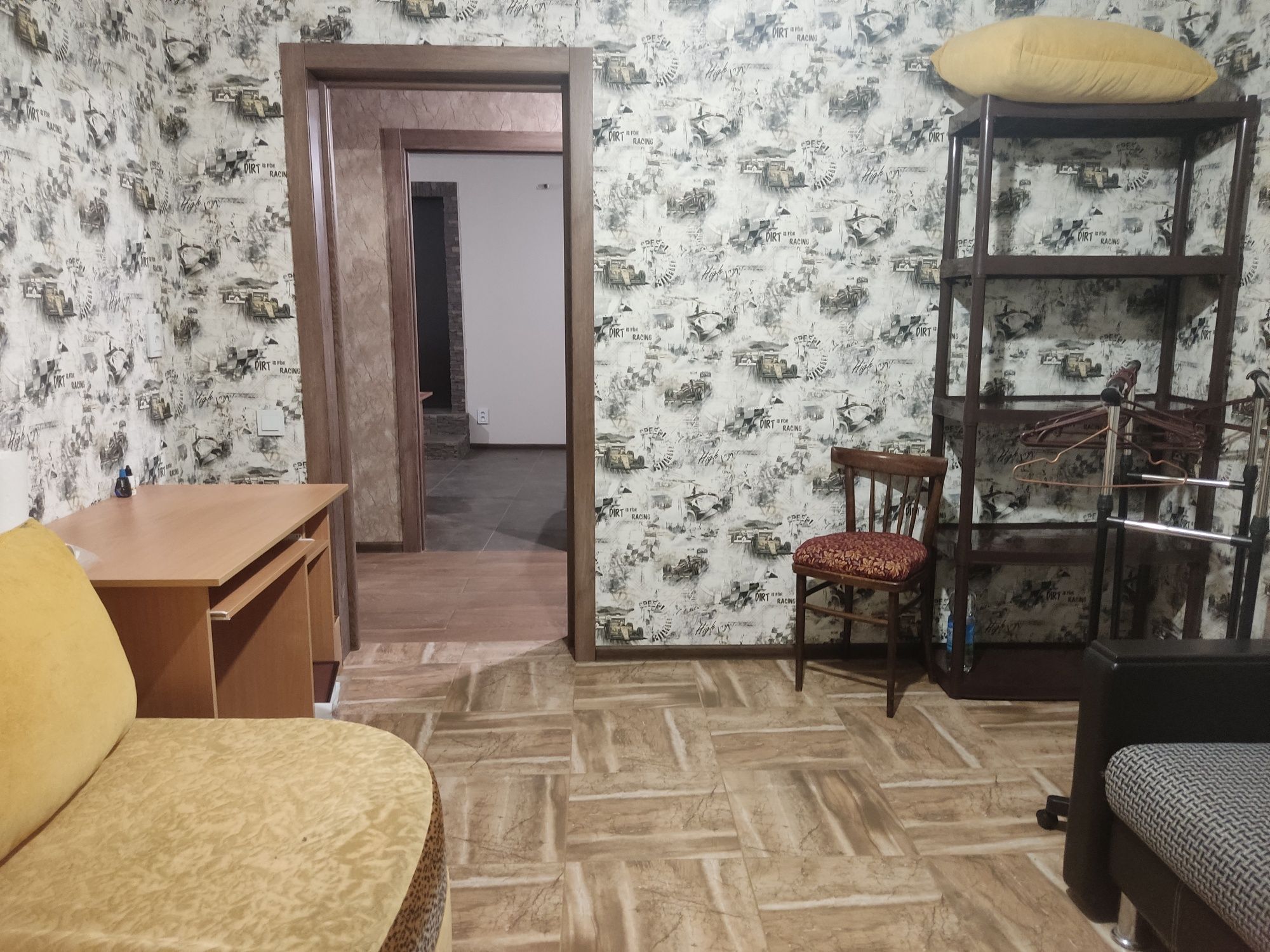 Продам 2-х поверховий будинок