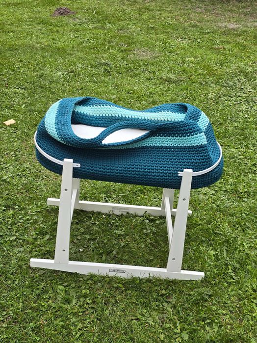 kolyska dla niemowlaka