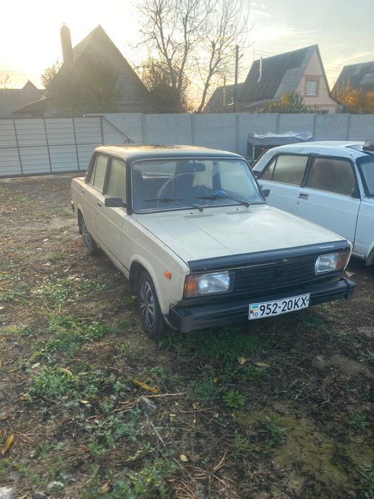 Продаж ВАЗ 2105 на повному ходу