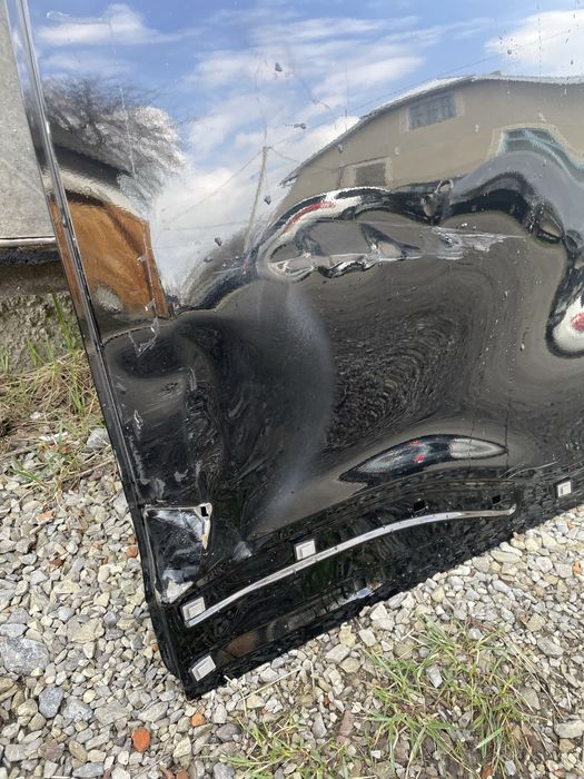 Двері Hyundai Kona