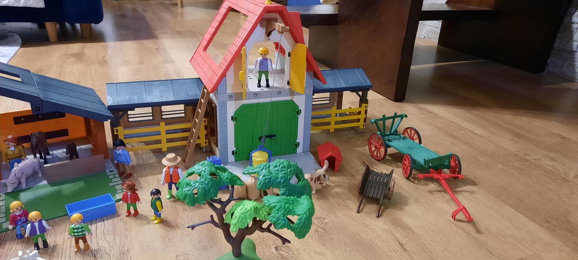 Sprzedam Farmę Playmobil