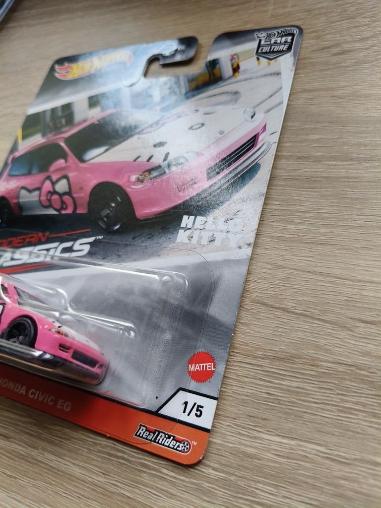Hot Wheels Premium Hello Kitty Honda Civic EG Modern Classics
