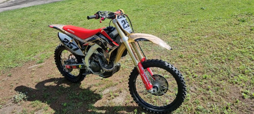 Honda CRF450R  2019r  50mth.  super  stan dla wymagającego