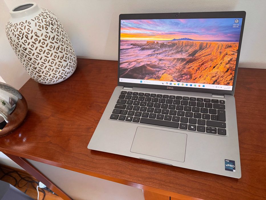 Dell Latitude 5450 14"FullHD|i5-1345u|16Gb Ram|Ssd 256Gb|Garantia|