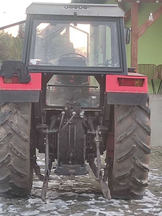 Ciągnik rolniczy Ursus 912 z turem