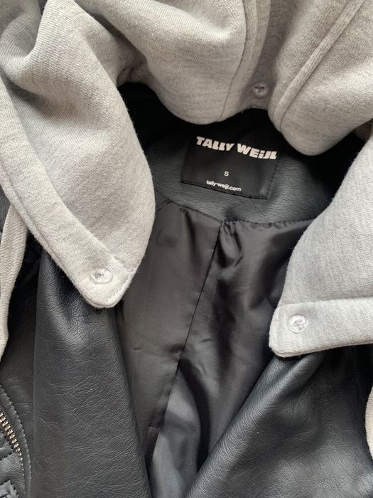 Куртка спортивного стилю xs/s