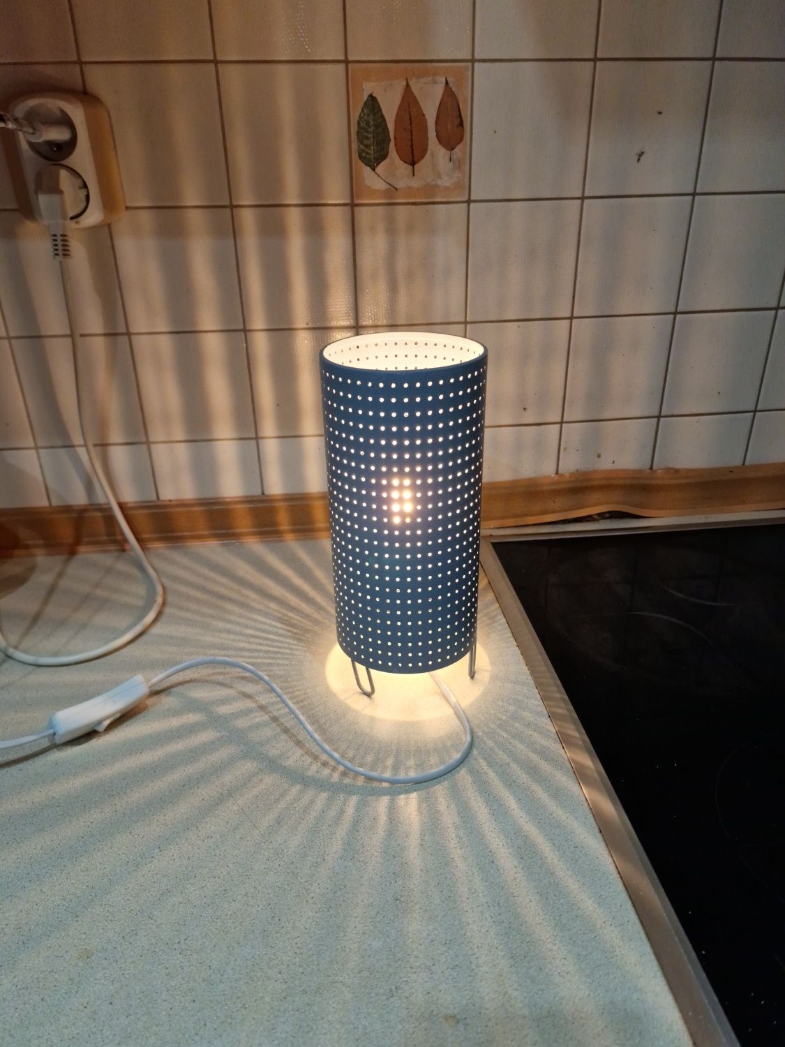 Jysk lampa stołowa