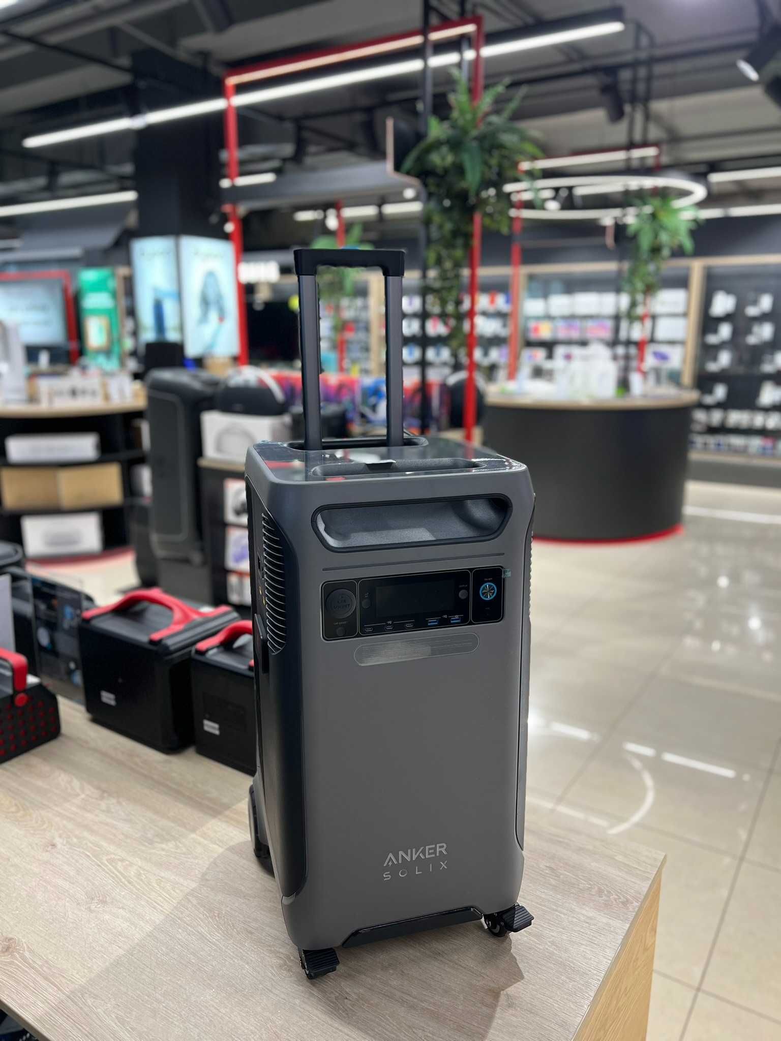 Зарядна станція ANKER SOLIX F3800 - 3840Wh/AC 6000W/100W