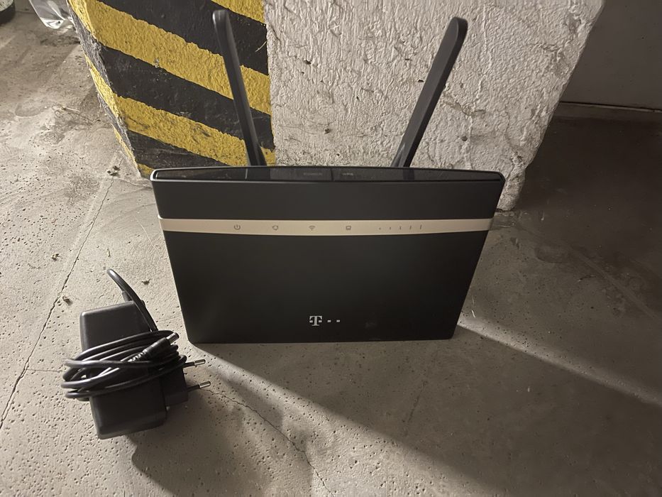 Router Huawei B525s -23a LTE na karte SIM z antenami