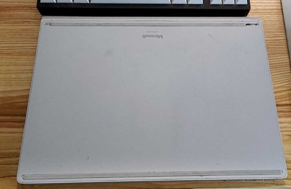 Surface Book 2 13.5" GTX 1050 16GB RAM