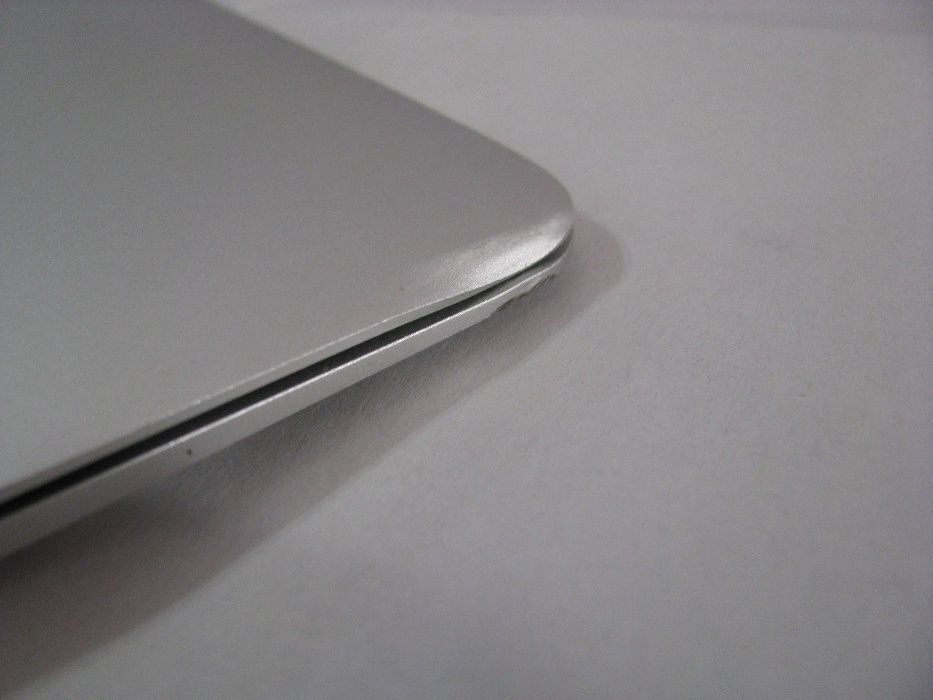 Apple MacBook Air 13'' A1466 EMC 2632, 2013 года.