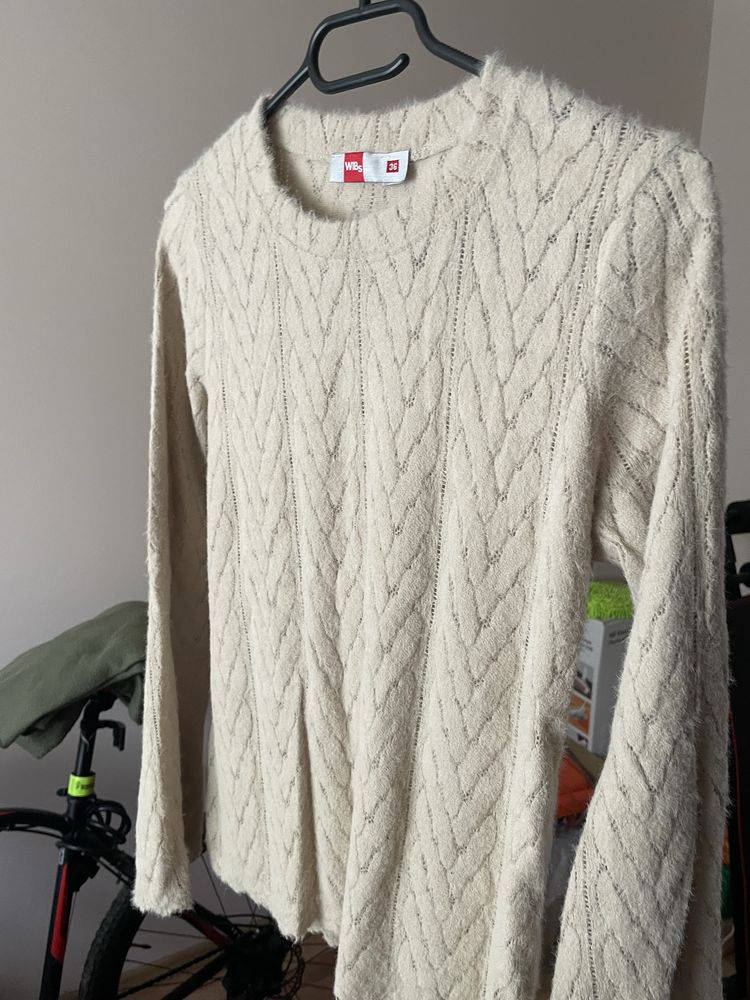 Damski sweterek rozmair 36