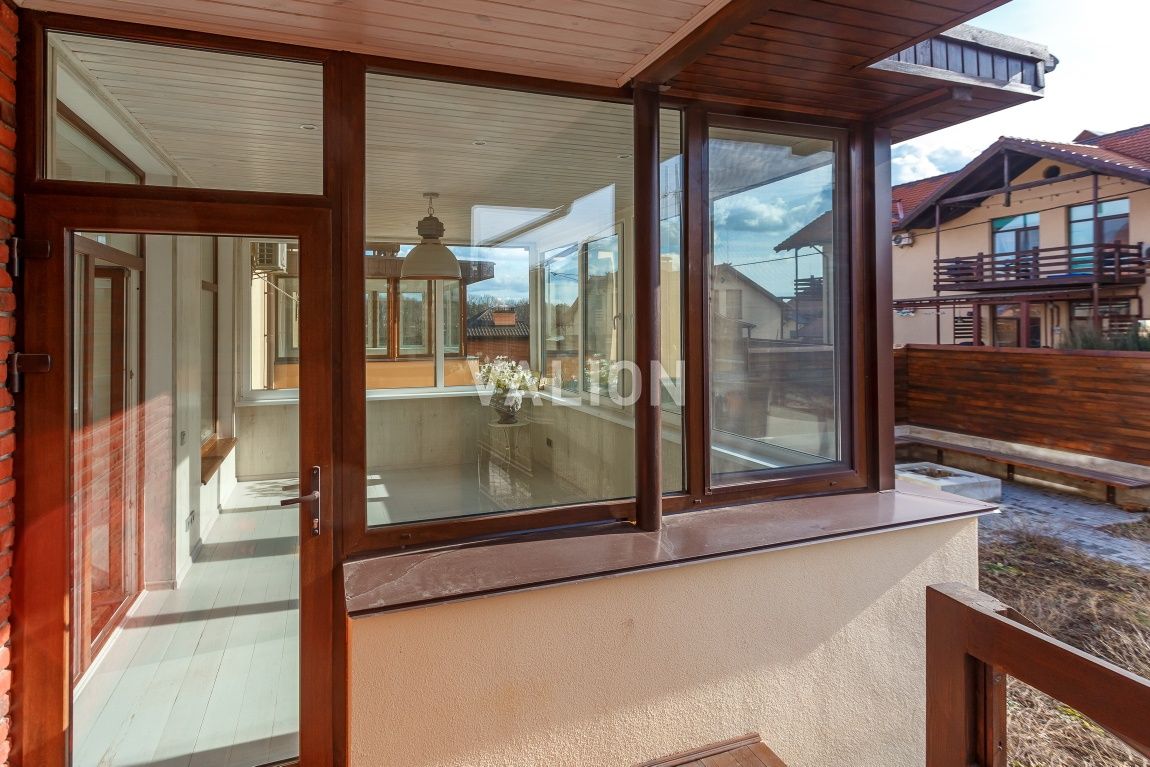 Продаж будинку таунхас 270м2 с. Крюковщина с.Гатне