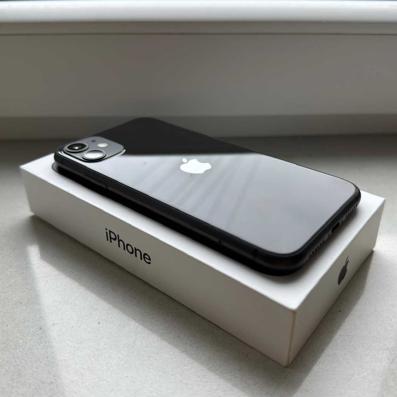 iPhone 11 64GB czarny STAN IDEALNY