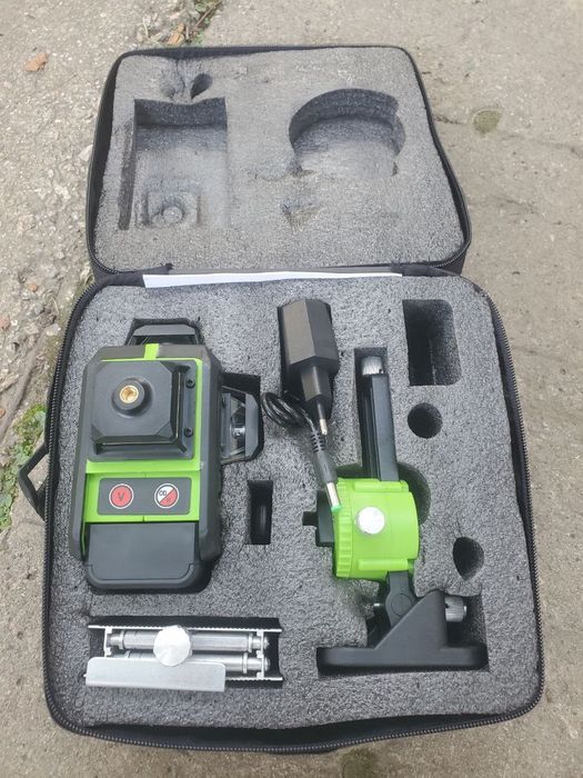 Лазерний рівень Clubiona 16 ліній (зелений промінь)