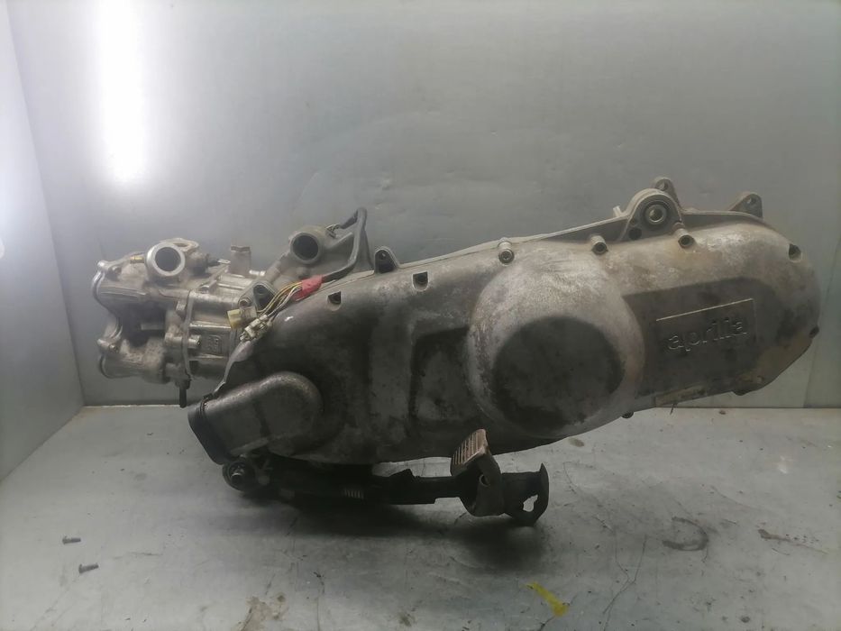 Aprilia leonardo 125 ROTAX Silnik cały na części wał cylinder tłok stator