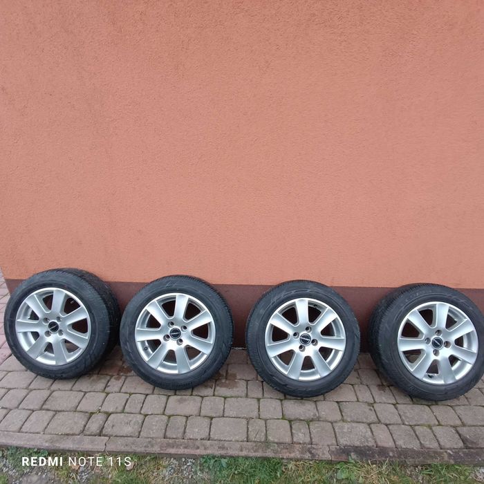 Sprzedam alufelgi z oponami do Fiata Grande Punto